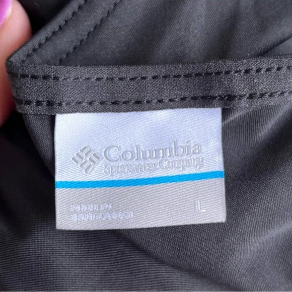 •Columbia• Black Drawstring Side Waist Athletic Dress - Size Large - Picture 2 of 9